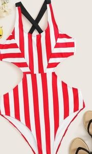 NEW Striped cutout side crisp cross swimwear